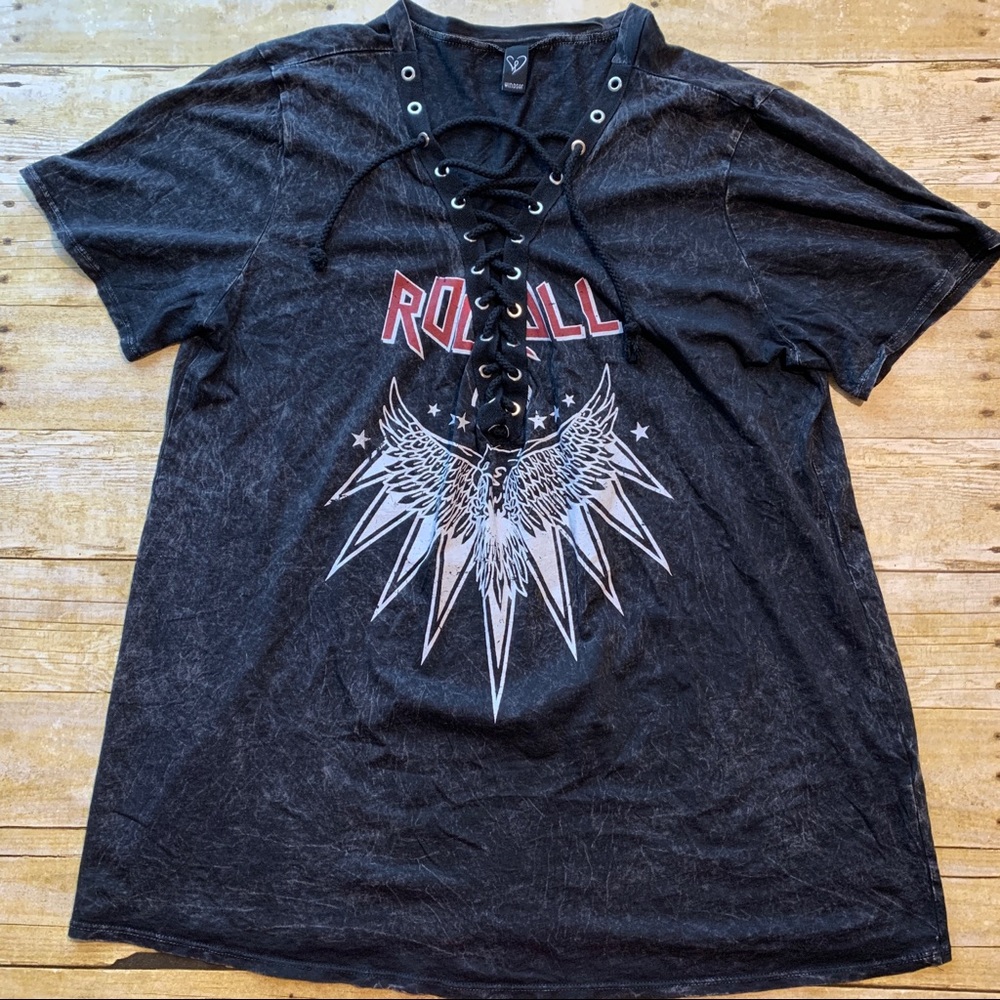 Windsor Tie-up Acid Wash Short Sleeve Graphic Tee
